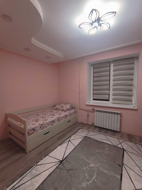 Продажа 3 комнатной квартиры 63 кв. м, Краснодарская ул. 171г