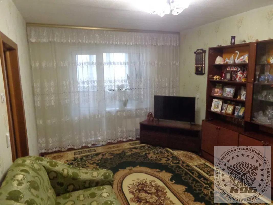 Sale 3 bedroom-(s) apartment 77 sq. m., Mykoly Ushakova Street 16