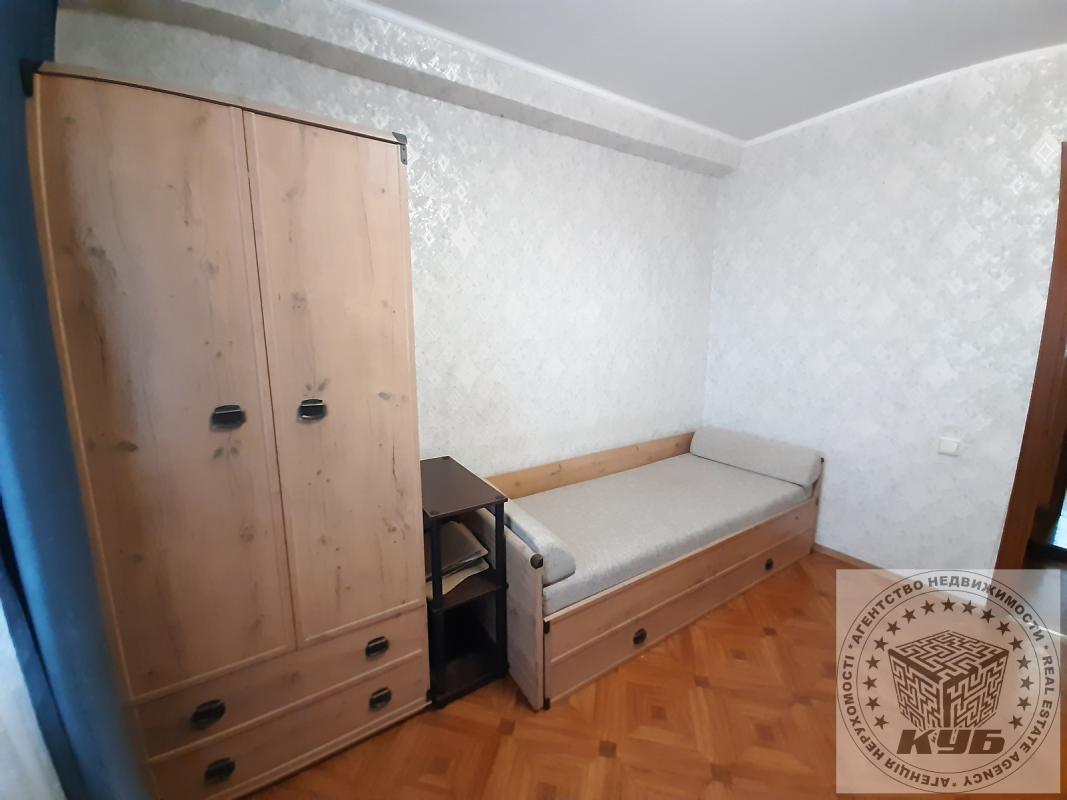 Sale 3 bedroom-(s) apartment 60 sq. m., Zhulya Verna boulevard (Romain Rolland Boulevard) 3