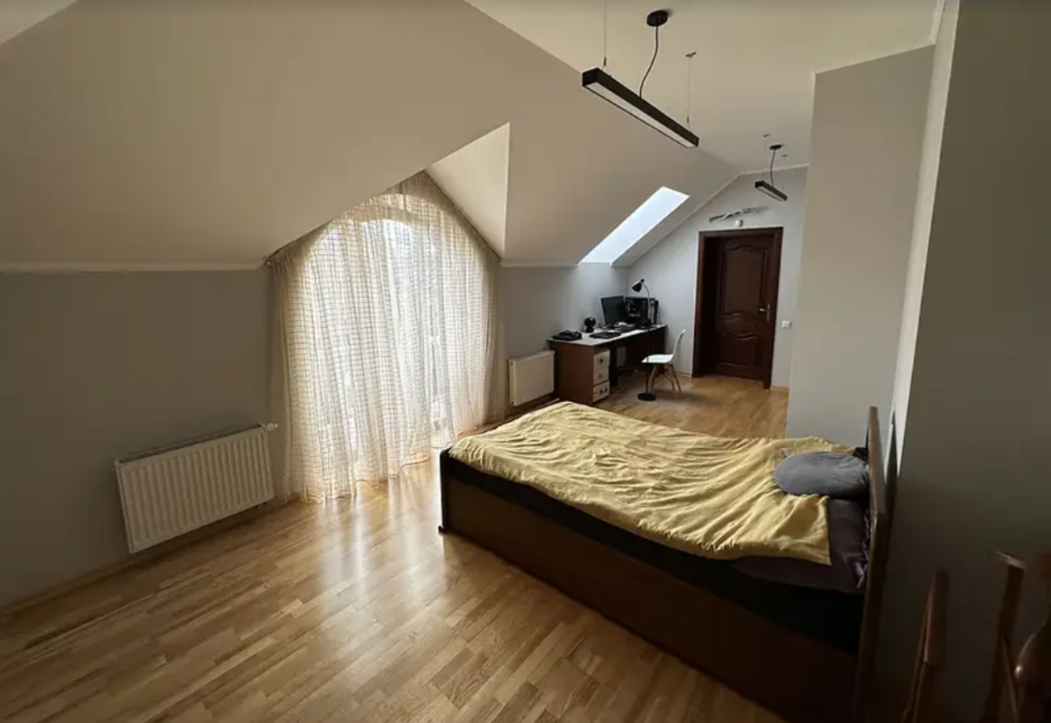 Sale house 419 sq. m., Dovzhenka Street 10