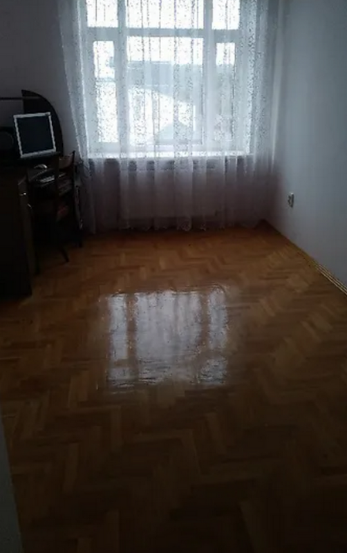 Продаж будинка 265 кв. м, Стуса вул.