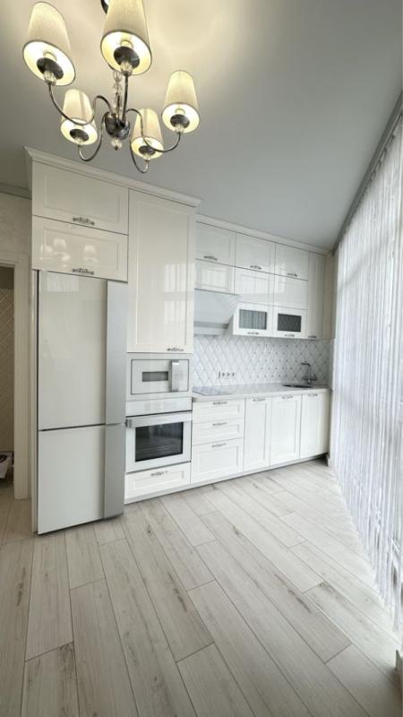 Sale 1 bedroom-(s) apartment 49 sq. m., Rostyslavska street (Marshala Rybalko Street) 5б