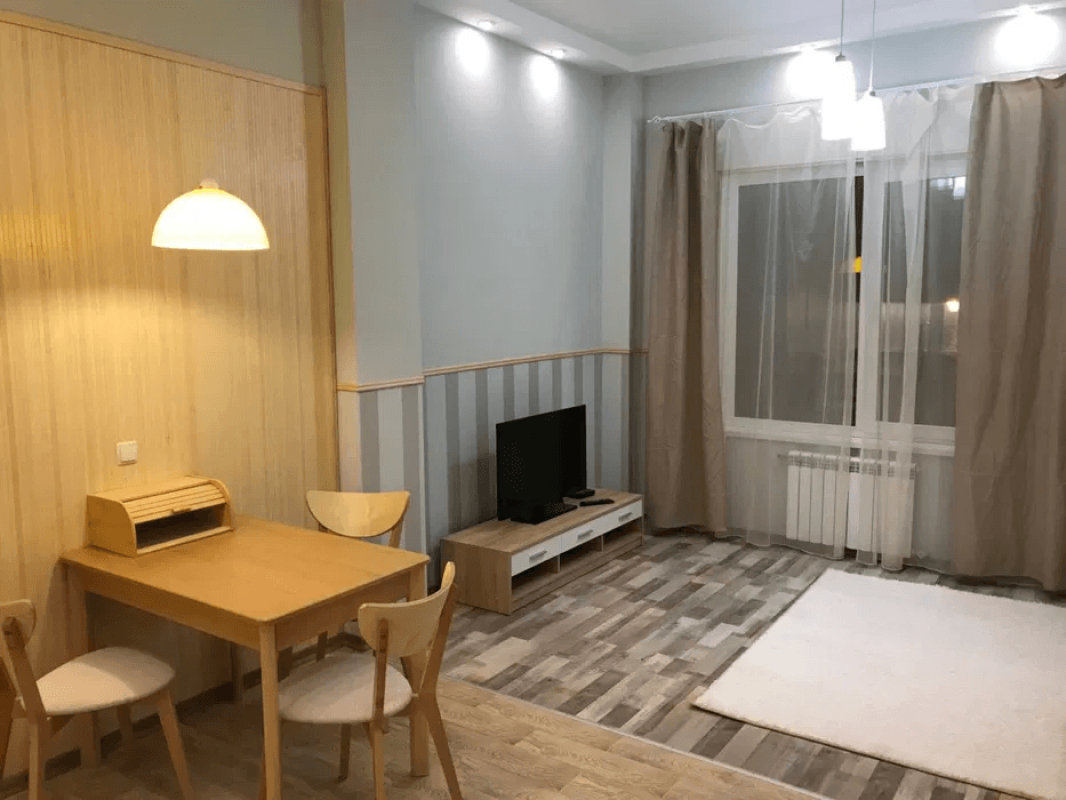 Long term rent 1 bedroom-(s) apartment Holdberhivska Street (1st Kinnoi Armiyi Street) 9