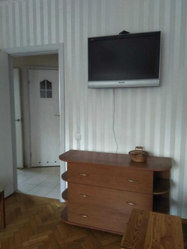 Long term rent 2 bedroom-(s) apartment Mykhaila Boichuka Street (Kikvidze Street) 28а