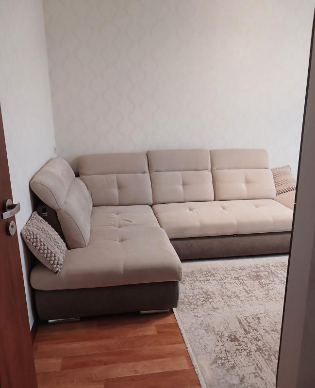 Продажа 2 комнатной квартиры 50 кв. м, Амосова ул. 11а