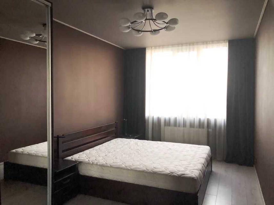 Sale 1 bedroom-(s) apartment 48 sq. m., Zavalna Street 10г