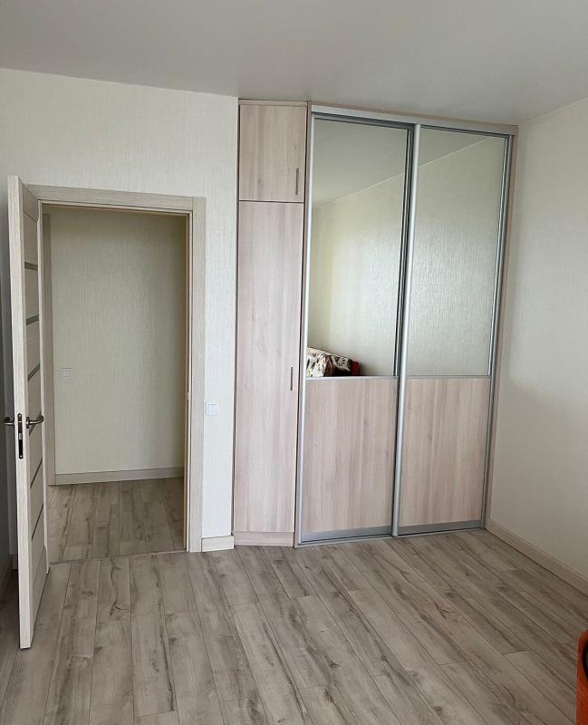 Sale 2 bedroom-(s) apartment 80 sq. m., Revutskoho Street 40Г