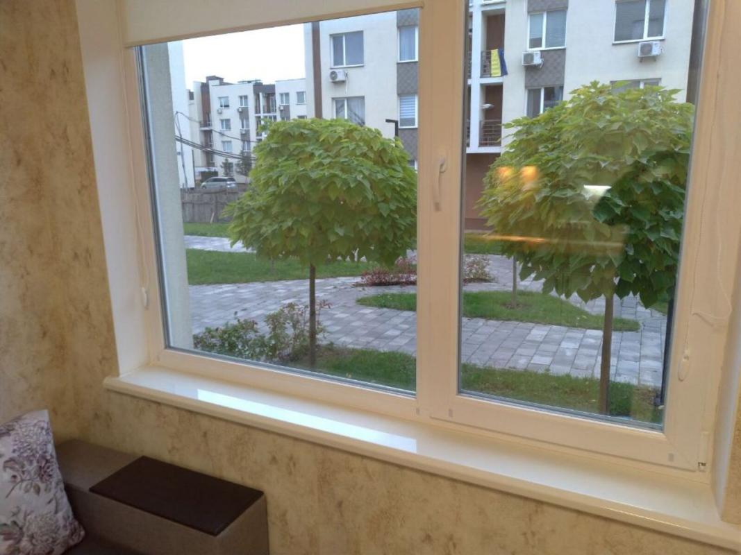 Long term rent 1 bedroom-(s) apartment Berezova Street 43