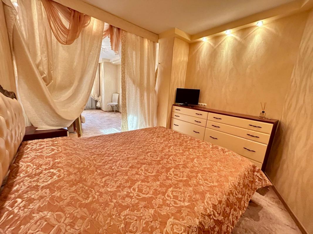 Sale 1 bedroom-(s) apartment 46 sq. m., Zaliska Street 3а