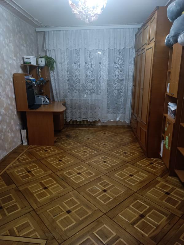 Продажа 3 комнатной квартиры 64 кв. м, Валентиновская ул. (Блюхера) 26