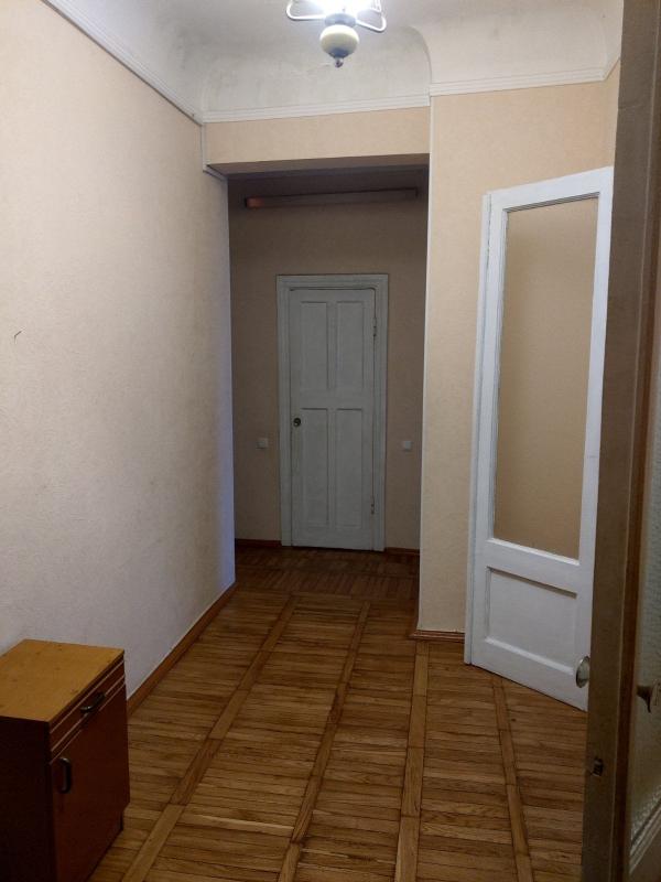Long term rent 2 bedroom-(s) apartment Nikitina Street 13