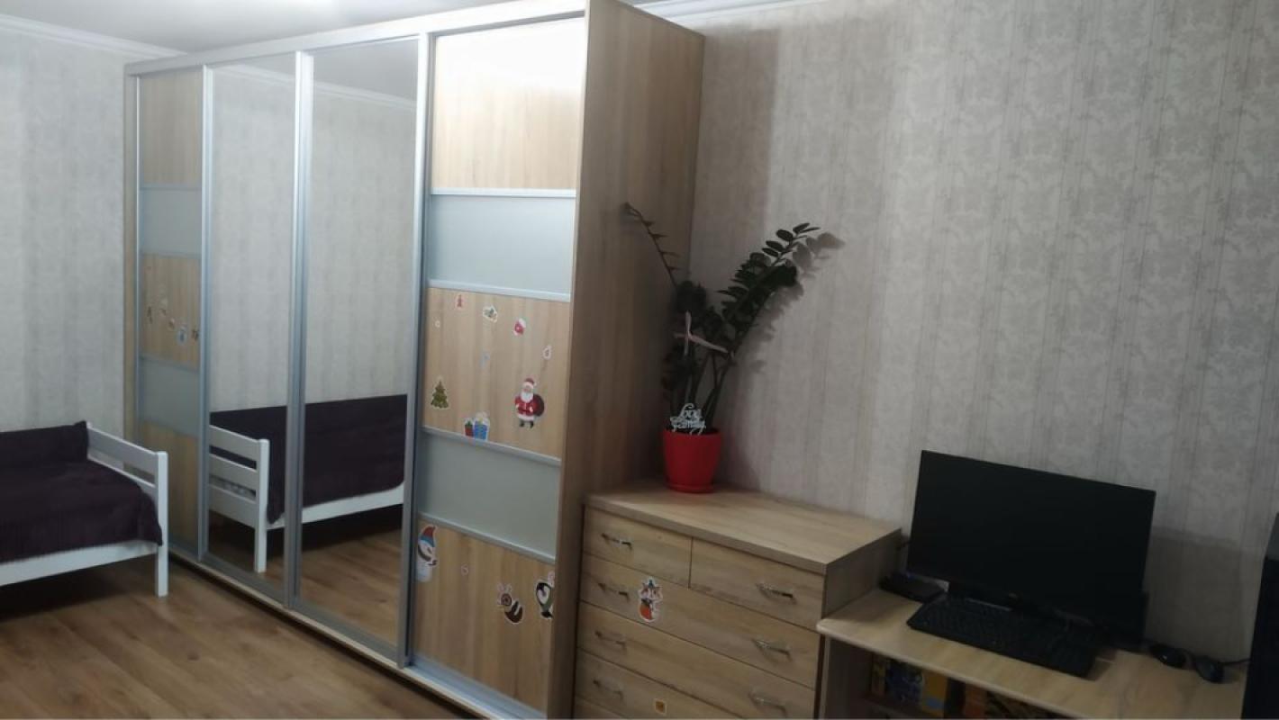 Sale 1 bedroom-(s) apartment 37 sq. m., Borysa Hmyri Street 10/40