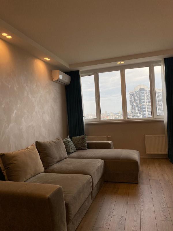 Sale 2 bedroom-(s) apartment 80 sq. m., Beresteiska Avenue (Peremohy Avenue) 5в