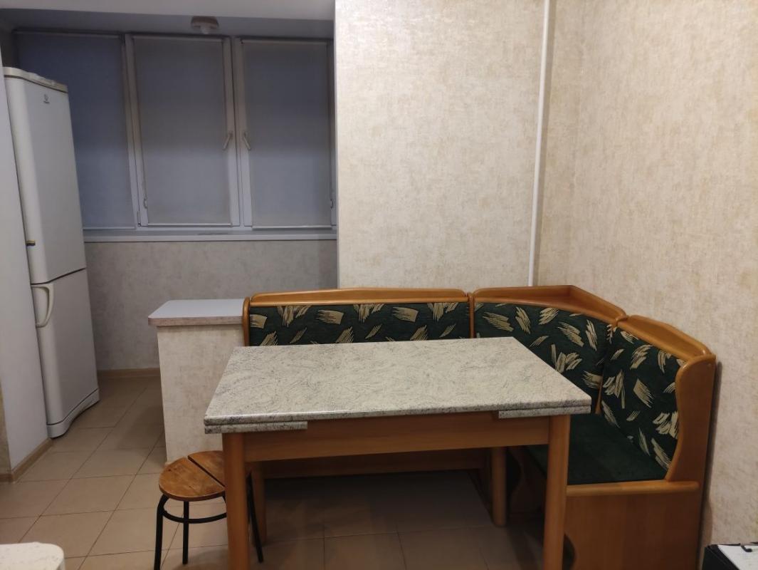 Long term rent 2 bedroom-(s) apartment Revutskoho Street 29а