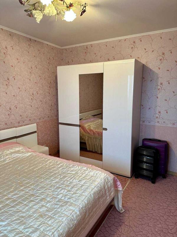 Sale 3 bedroom-(s) apartment 72 sq. m., Ichkerska street (Hroznenska Street) 18