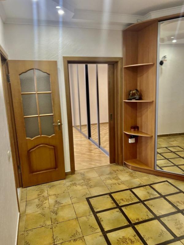 Long term rent 2 bedroom-(s) apartment Holosiivskyi Avenue (40-richchia Zhovtnia Avenue) 68