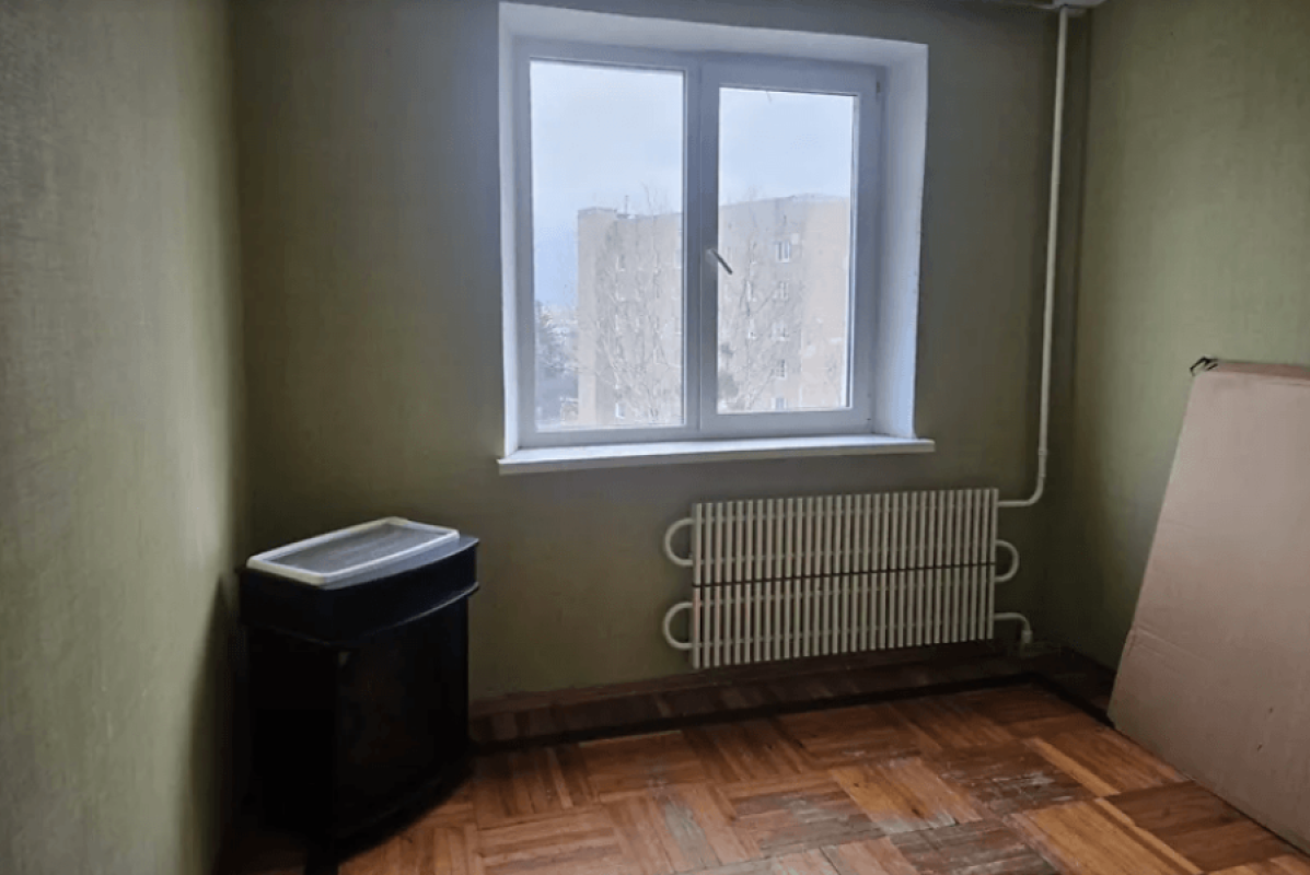 Продаж 2 кімнатної квартири 45 кв. м, Петра Болбочана вул. (Клапцова) 11
