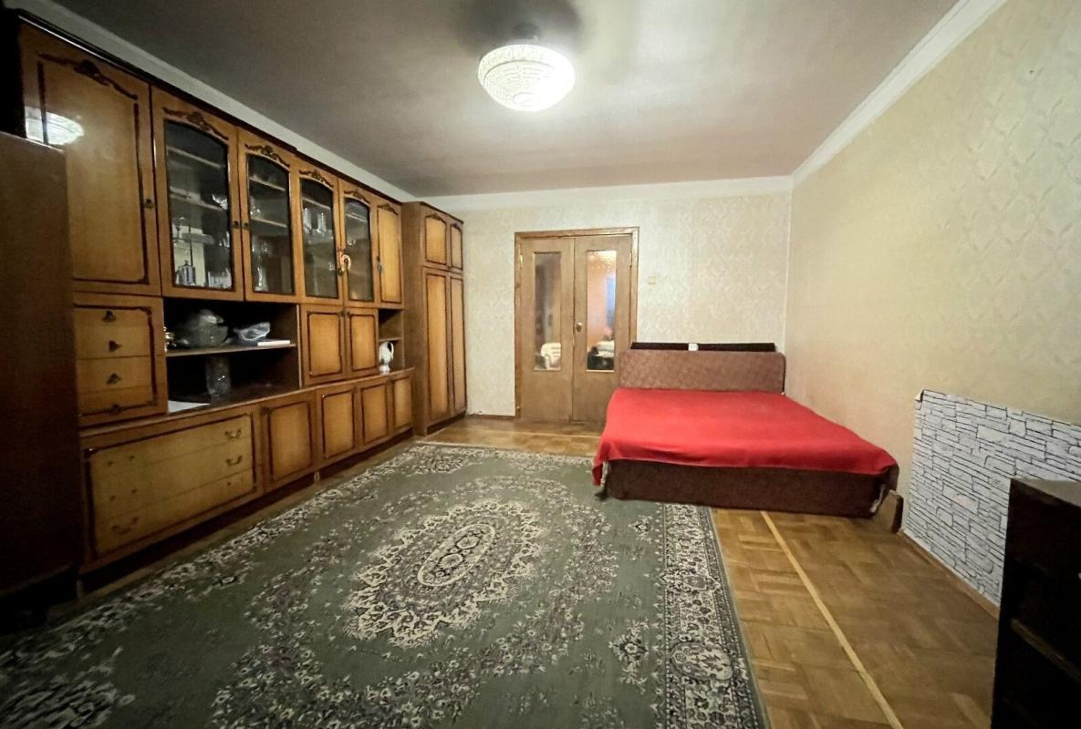 Продаж 3 кімнатної квартири 79 кв. м, Георгія Тороповського вул. (Івана Дубового) 47