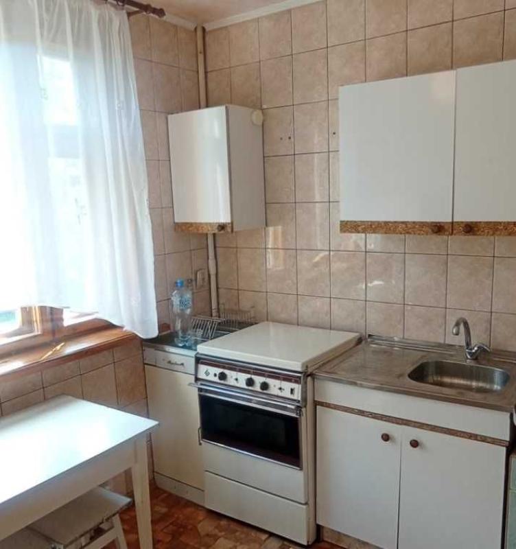 Sale 1 bedroom-(s) apartment 36 sq. m., Heroiv Pratsi Street