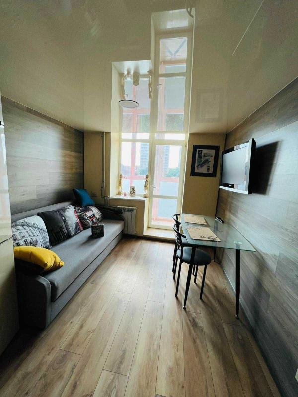 Sale 1 bedroom-(s) apartment 38 sq. m., Molodoi Hvardiyi Street 4
