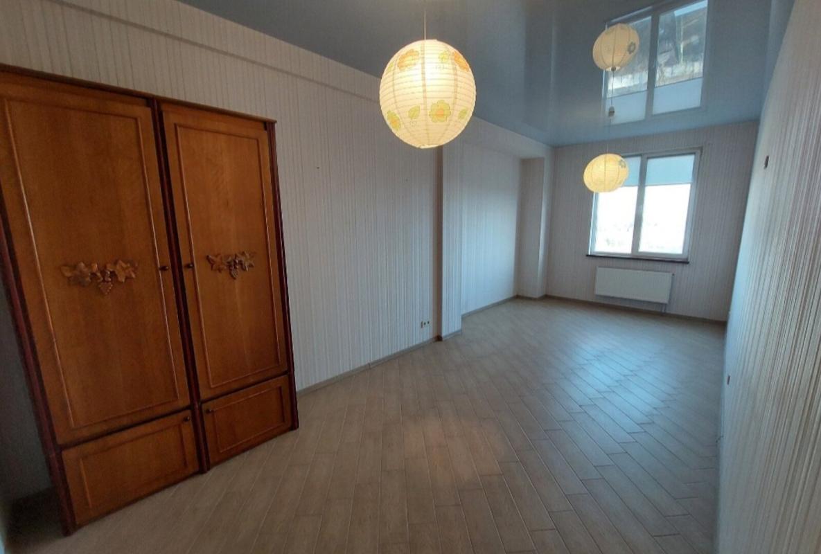 Продажа 2 комнатной квартиры 94 кв. м, Балакирева ул. 17