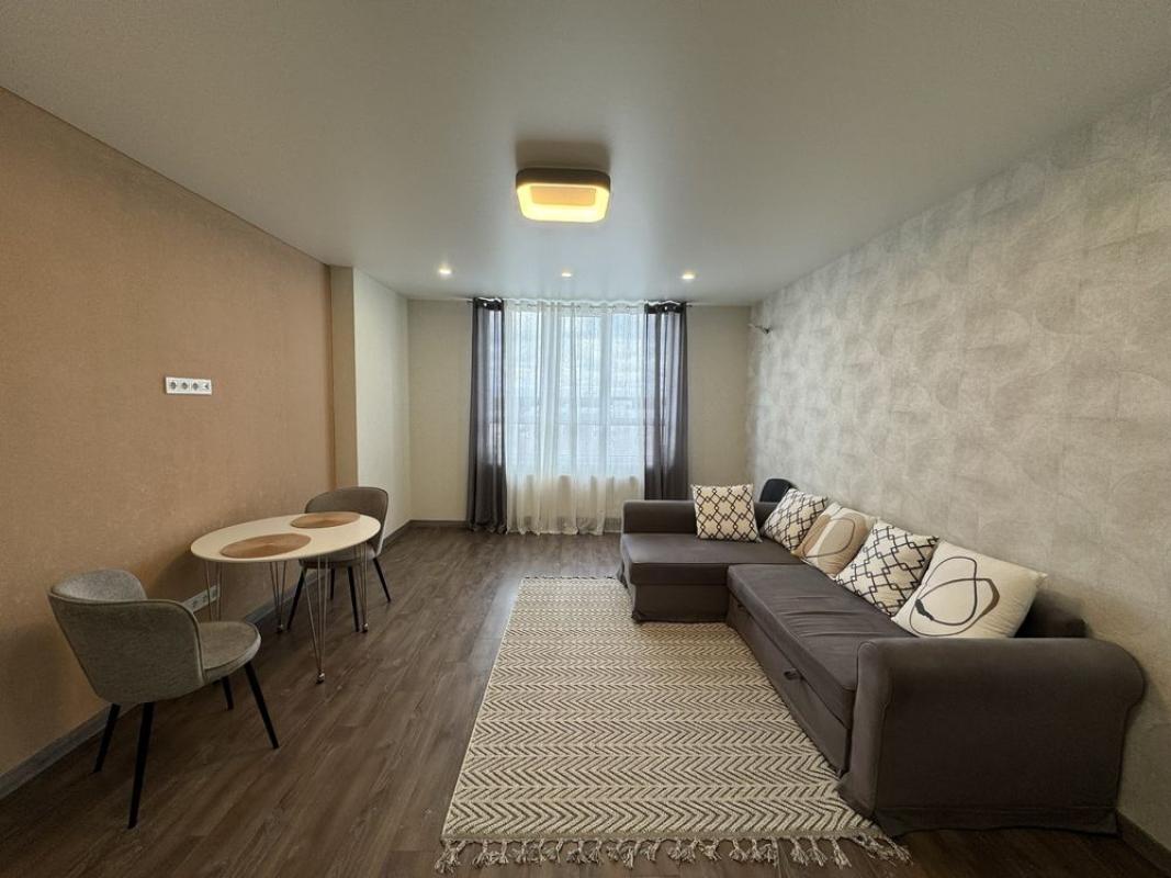 Sale 1 bedroom-(s) apartment 60 sq. m., Mykoly Bazhana Avenue 17