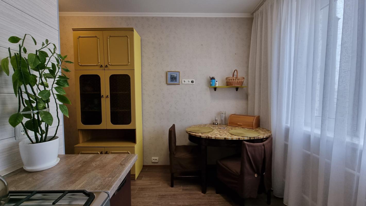 Долгосрочная аренда 2 комнатной квартиры Клочковская ул. 154а