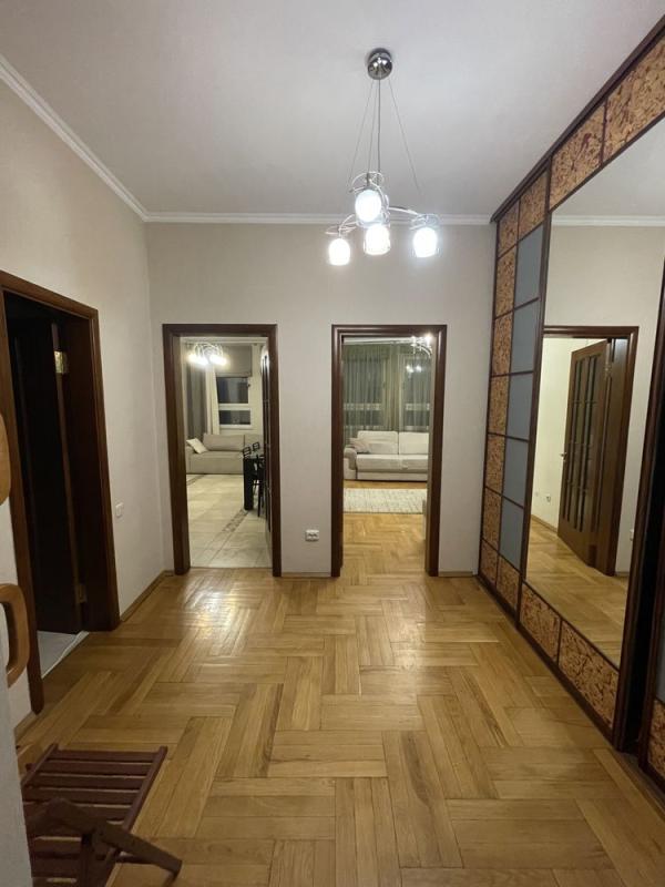 Long term rent 1 bedroom-(s) apartment Shota Rustaveli Street 44