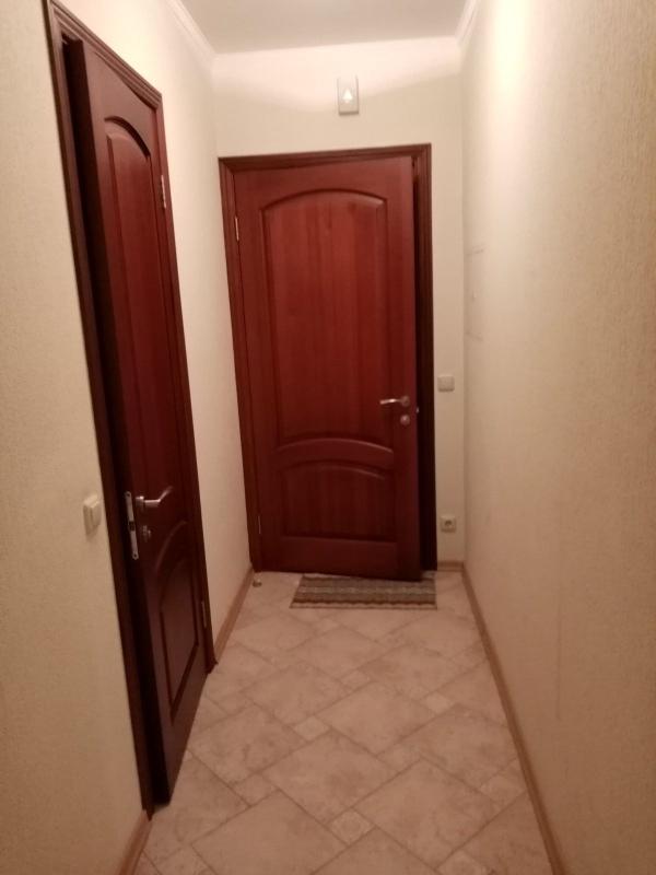Long term rent 2 bedroom-(s) apartment Shovkovychna Street 30