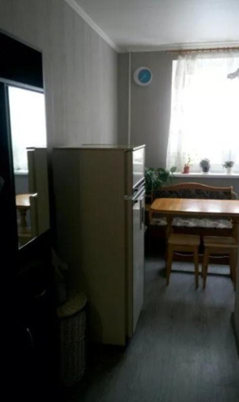 Long term rent 3 bedroom-(s) apartment Permska Street 12/14