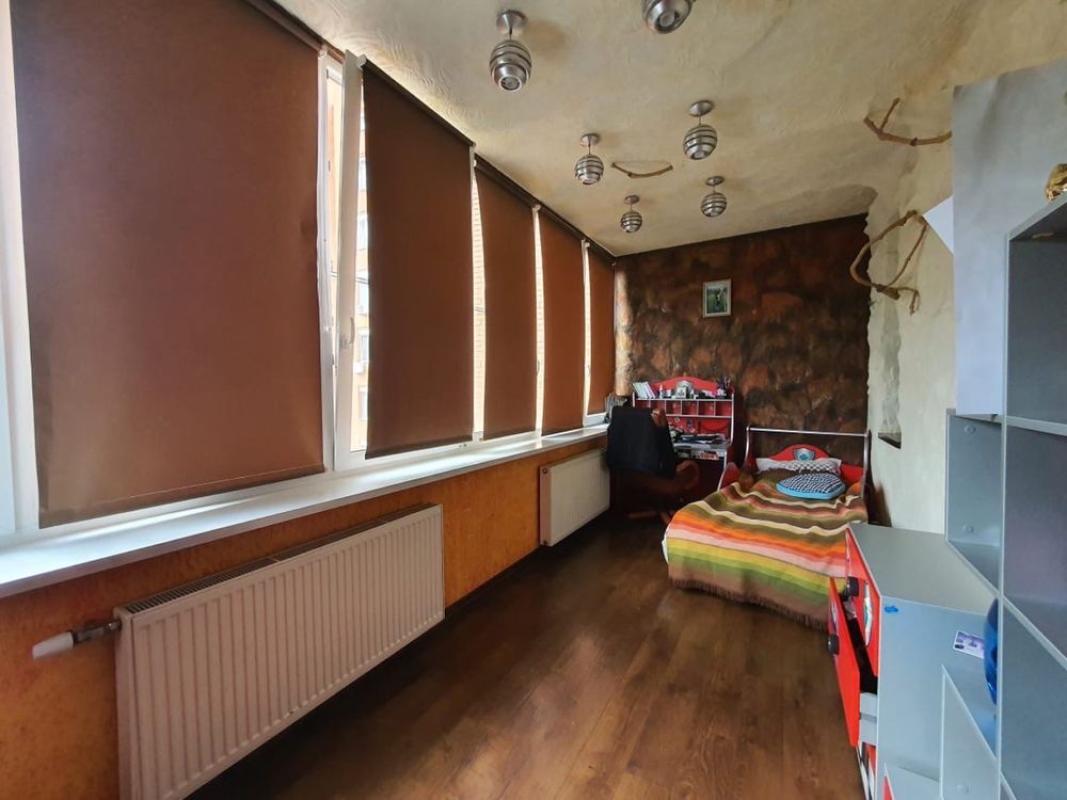 Long term rent 2 bedroom-(s) apartment Danylevskoho Street 26