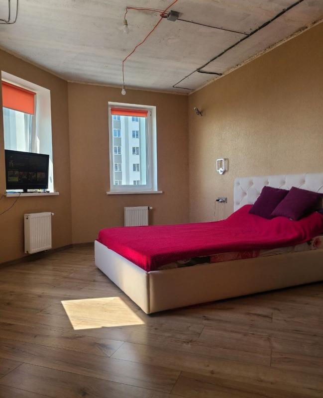 Sale 2 bedroom-(s) apartment 70 sq. m., Zalyvna Street 8