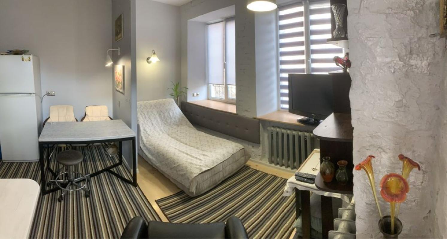 Long term rent 2 bedroom-(s) apartment Ivanivska Street 29а