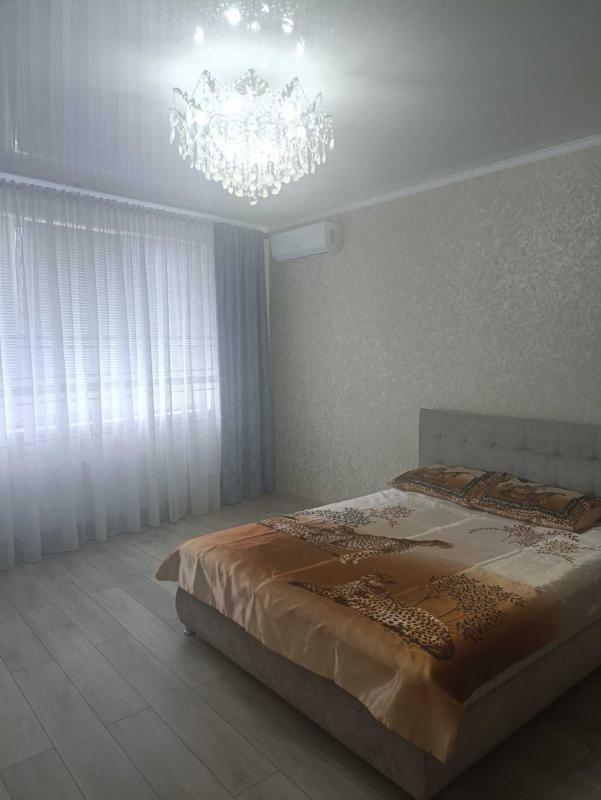 Long term rent 2 bedroom-(s) apartment Kharkivske Road 17а
