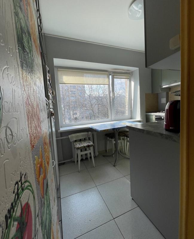 Sale 3 bedroom-(s) apartment 61 sq. m., Buslivska Street 20