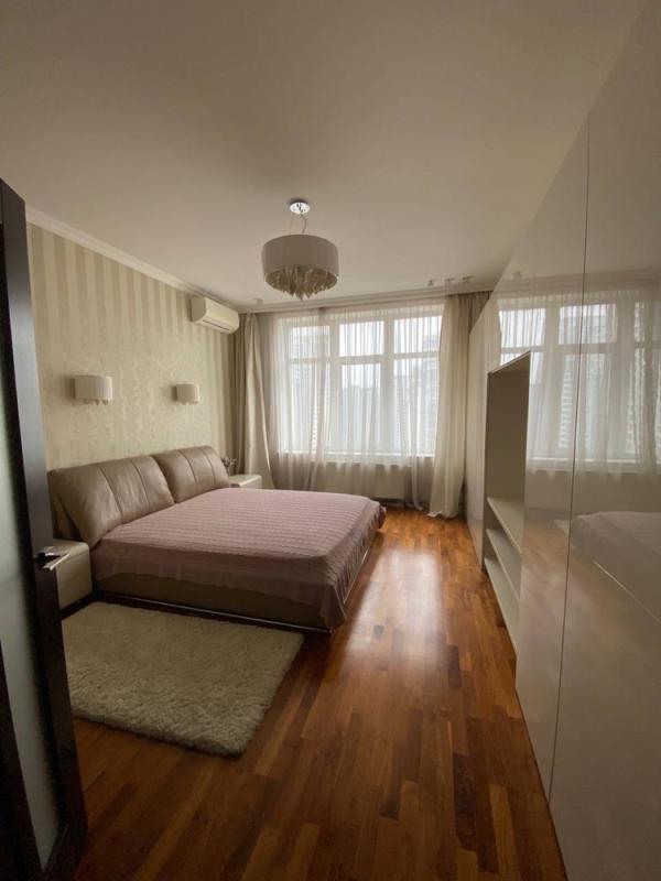 Long term rent 2 bedroom-(s) apartment Andriia Verkhohliada Street (Mykhaila Drahomyrova Street) 9