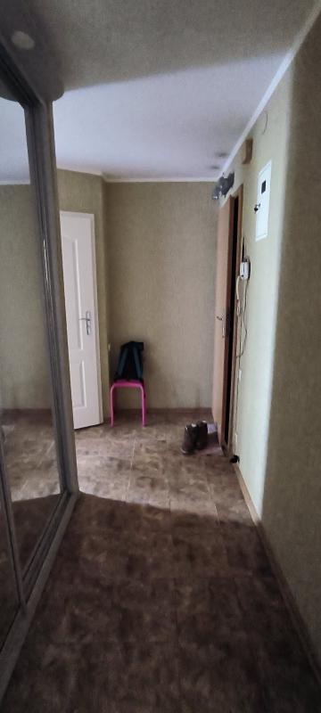 Довгострокова оренда 2 кімнатної квартири Тобольська вул. 52