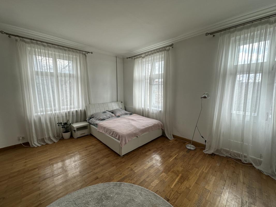 Long term rent 2 bedroom-(s) apartment Kaminna Street 4