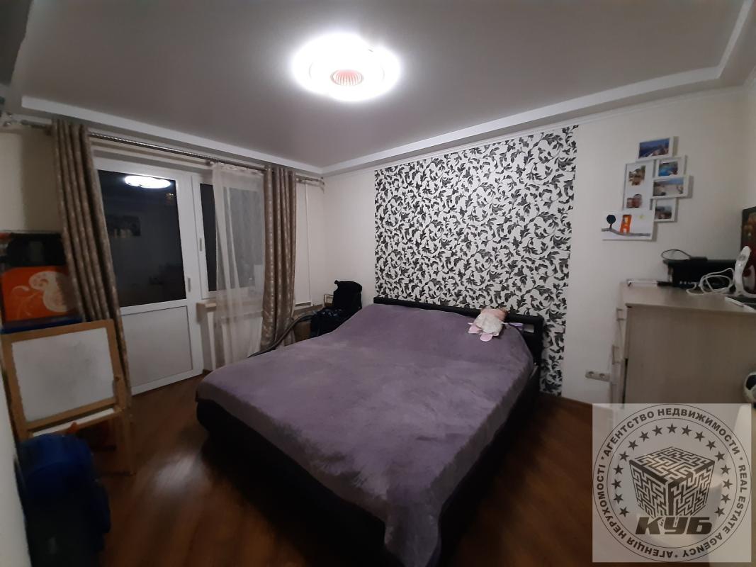 Sale 3 bedroom-(s) apartment 60 sq. m., Yakuba Kolasa Street 7