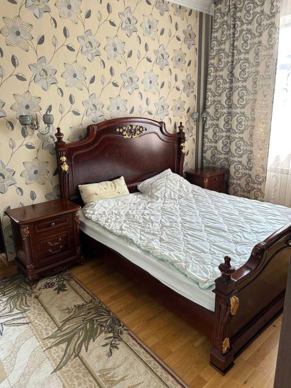 Long term rent 2 bedroom-(s) apartment Henerala Almazova Street (Kutuzova Street) 1