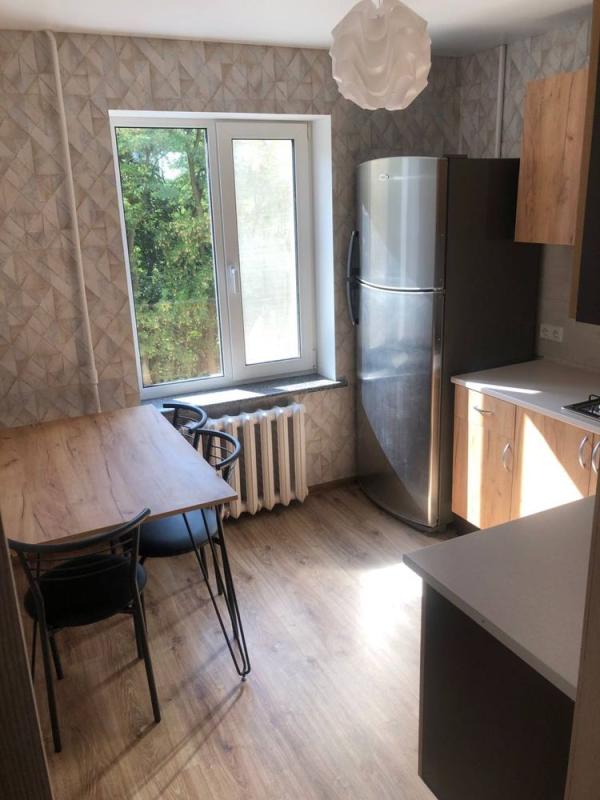 Long term rent 1 bedroom-(s) apartment Zahorivska Street (Bahhovutivska Street) 1б