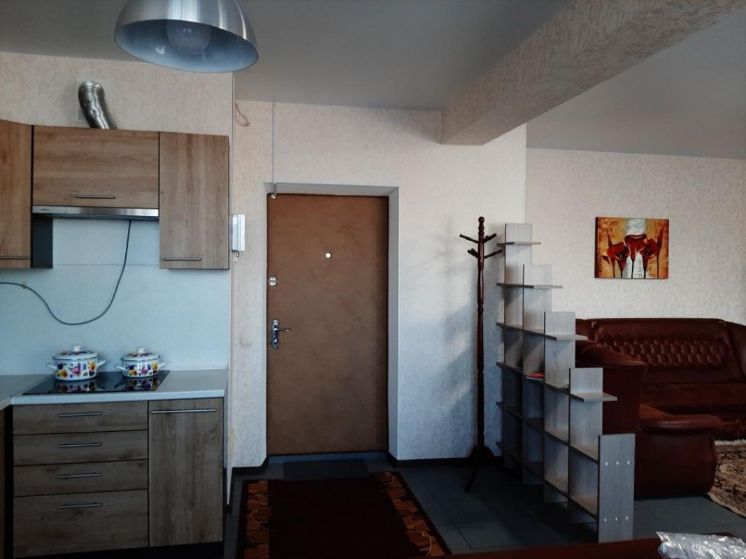 Long term rent 2 bedroom-(s) apartment Borysa Hmyri Street 6