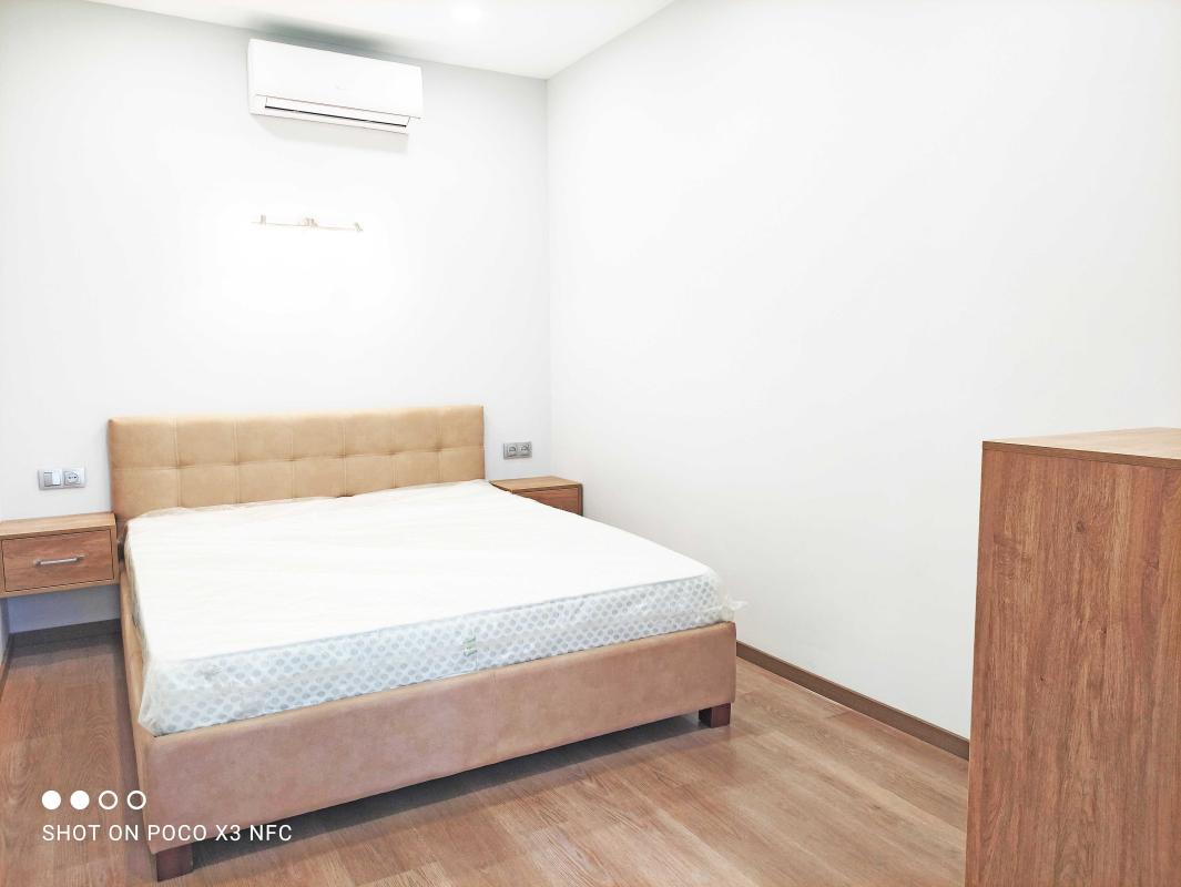 Long term rent 1 bedroom-(s) apartment Danyla Scherbakivskoho street 52