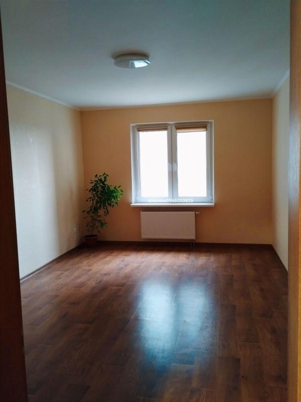 Sale 3 bedroom-(s) apartment 102 sq. m., Revutskoho Street 54