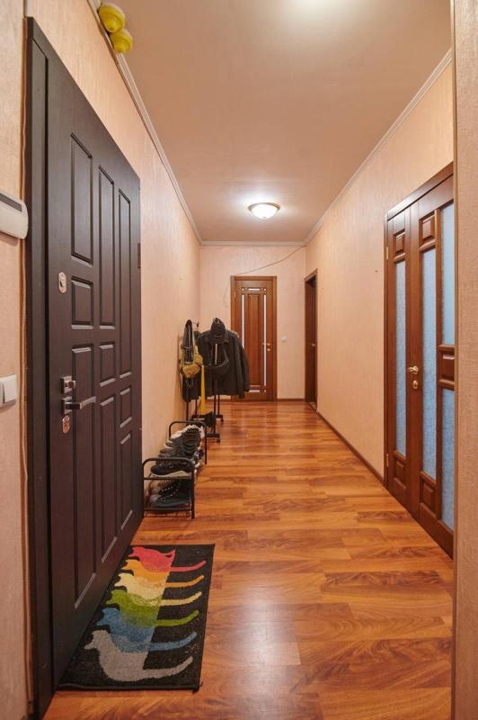 Продаж 2 кімнатної квартири 71 кв. м, Бориса Гмирі вул. 2