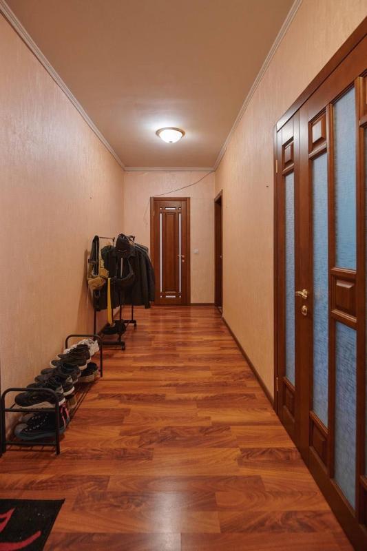 Продажа 2 комнатной квартиры 71 кв. м, Бориса Гмыри ул. 2