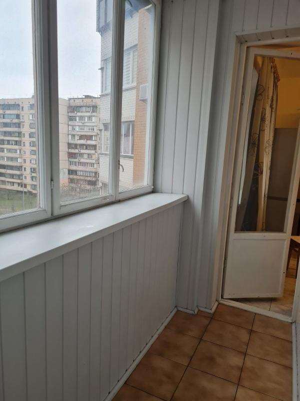 Long term rent 2 bedroom-(s) apartment Vyshniakivska Street 11