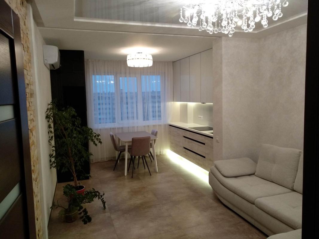 Sale 1 bedroom-(s) apartment 51 sq. m., Sukhumska Street 11