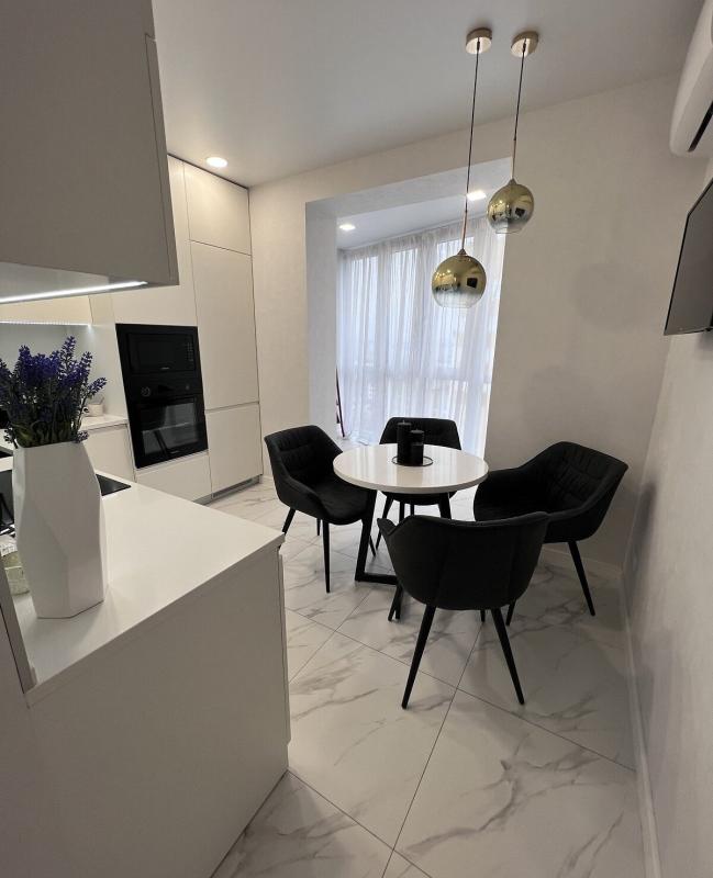 Sale 1 bedroom-(s) apartment 38 sq. m., Molochna Street (Kirova Street) 32