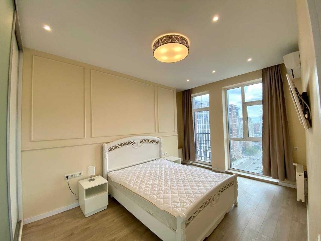 Long term rent 1 bedroom-(s) apartment Kazymyra Malevycha Street (Bozhenka Street) 48